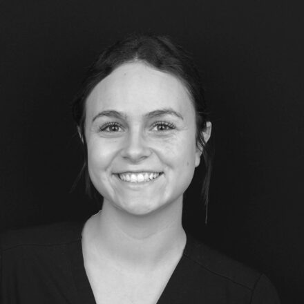 Aurianne - Assistante dentaire qualifiée cabinet Charbit Nice