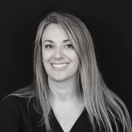 Stéphanie - Assistante dentaire qualifiée cabinet Charbit Nice
